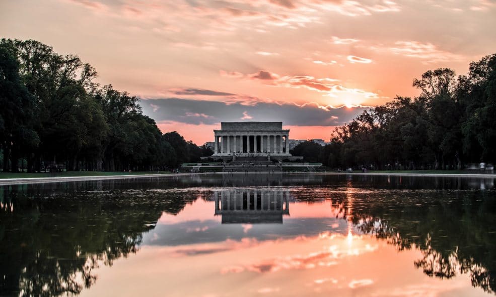 conservative-dc-paper-marijuana-legalization-is-working-so-support-it-985x591